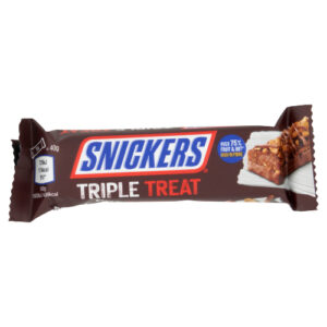 SNICKERS TRIPLE TREAT FRUIT & NUT CHOCOLATE SNACK BAR 40G